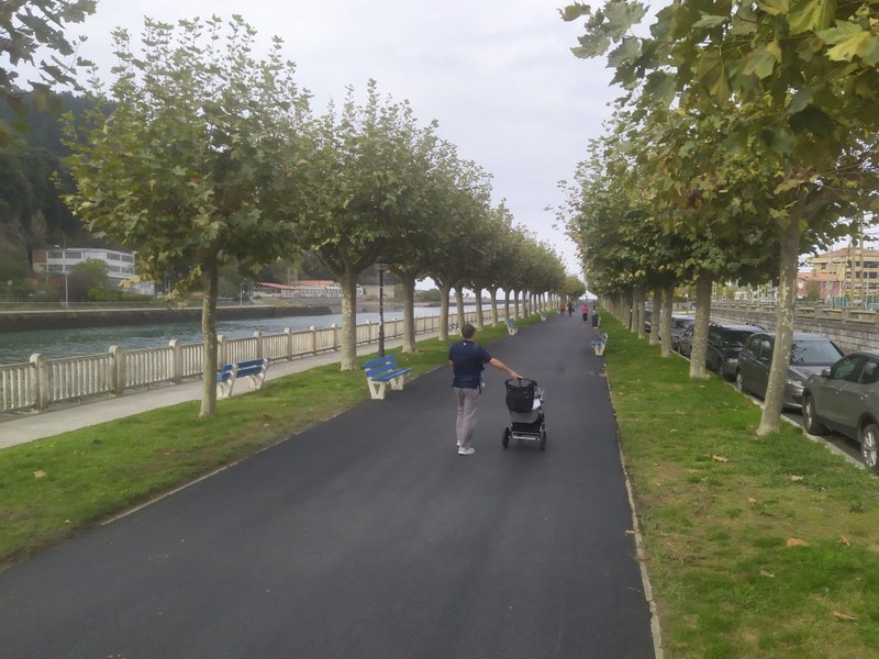 Del 2 al 16 de noviembre se anularán algunos aparcamientos para sustituir la barandilla de la calle Arrantzale