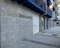 El 13 de mayo se abren las nuevas oficinas de la Policía Municipal de Deba en la plaza Simón Berasaluze