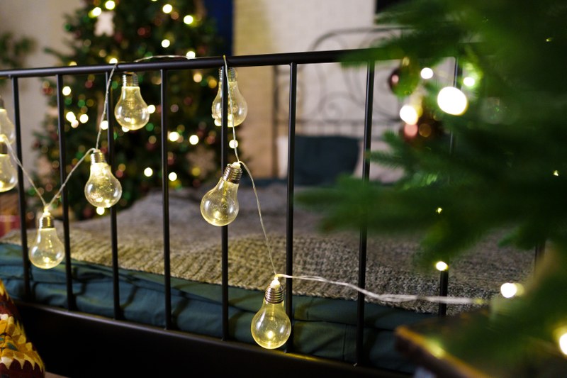 El Ayuntamiento de Deba amplía el plazo de inscripción del I Concurso de Balcones, Ventanas y Fachadas de Navidad hasta mañana