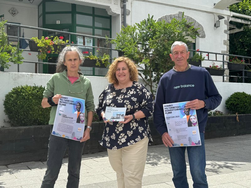 El Ayuntamiento de Deba elabora una Guía de Servicios para las personas recién llegadas al municipio