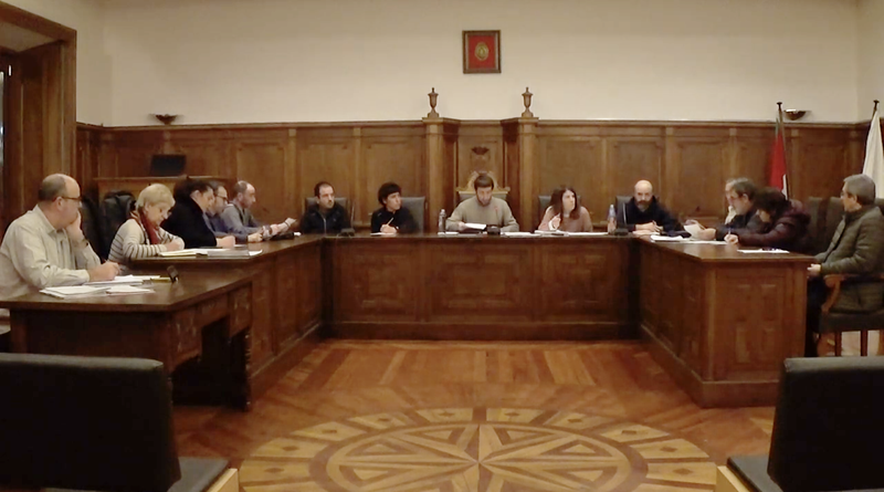 El pleno aprueba solicitar ayudas para impulsar la sostenibilidad, la eficiencia energética y la competitividad turística del municipio