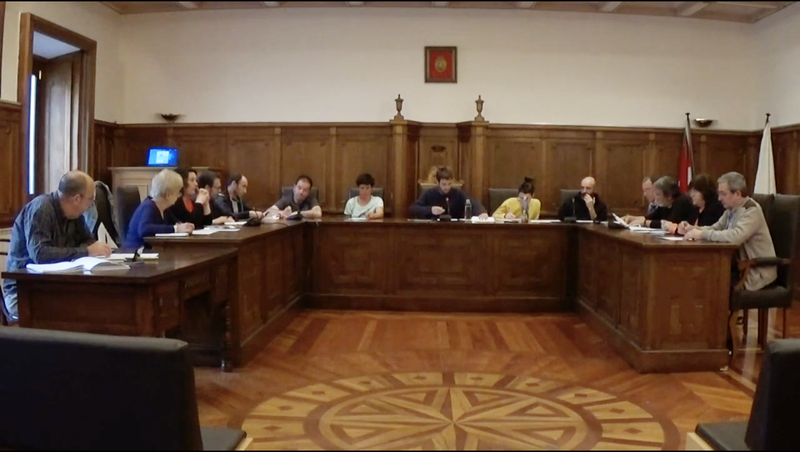 El pleno aprueba una modificación de crédito para mejorar varios proyectos