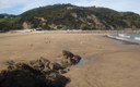 Publicadas las listas para el sorteo público de los toldos de la playa de Santiago