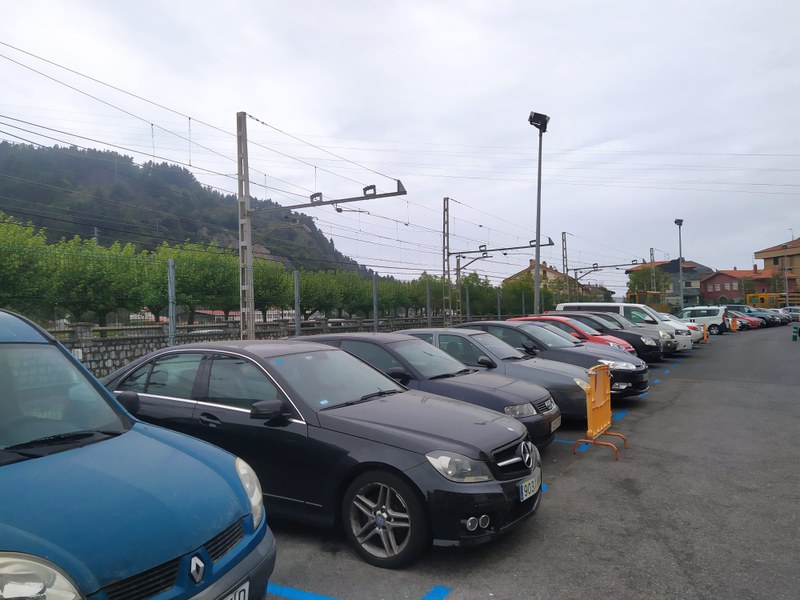 Se podrá aparcar durante todo el año sin límite de tiempo y de forma gratuita en el parking de Artzabal 
