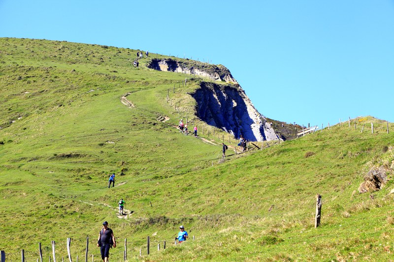 Deba eta Zumaia arteko ibilaldia eta itsas irteera martxoaren 31n