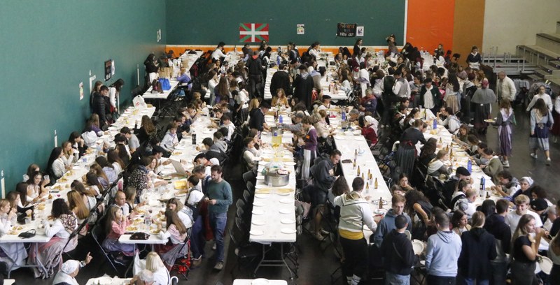 Euskal Jaietarako bazkari herrikoia