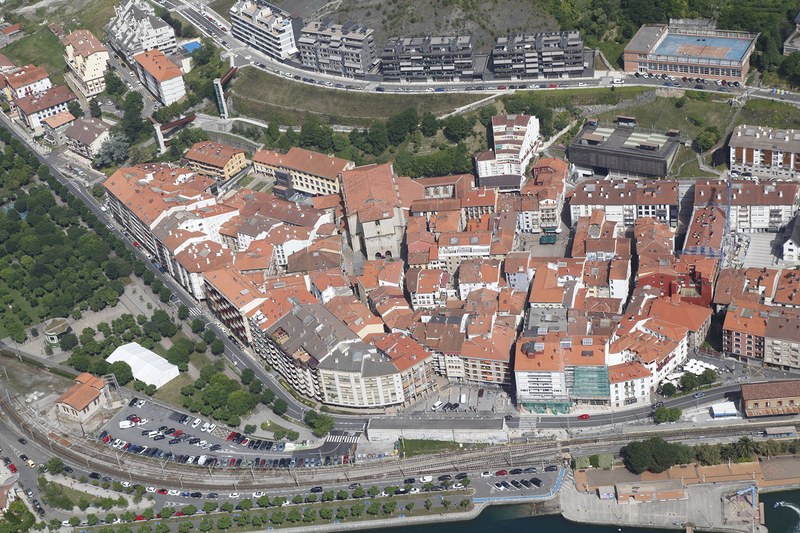 Herritarrei zerbitzuak hobetzeko prestatutakoa da Udal Gobernuaren aurrekontu proposamena