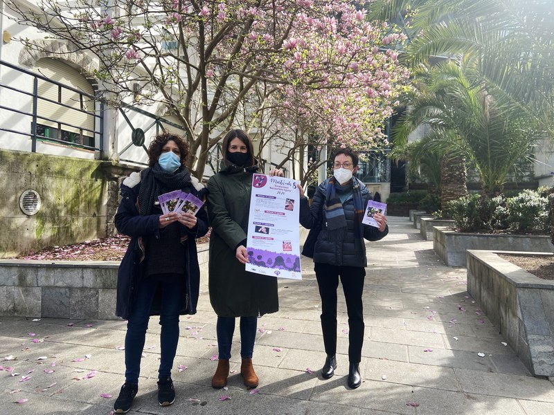 Liburu eta ikus-entzunezko ez-sexisten gida helduentzat osatu du Debako Udalak martxoaren 8aren testuinguruan