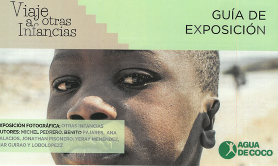 Deba acoge la exposición fotográfica "Otras Infancias" de la Fundación Agua de Coco