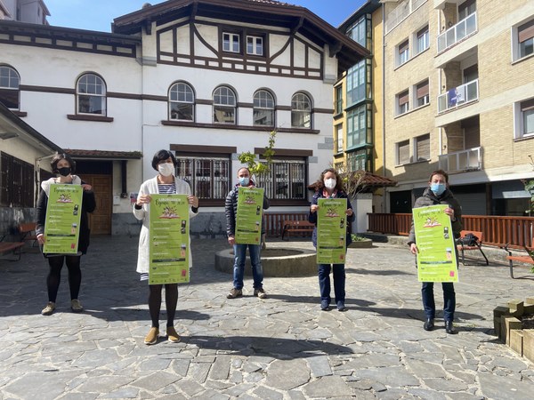 Deba celebra durante dos semanas el Día del Libro gracias a la colaboración de los agentes sociales