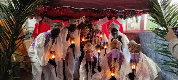 Debako Kabalgata taldea solicita la colaboración de la ciudadanía para la cabalgata de los Reyes Magos