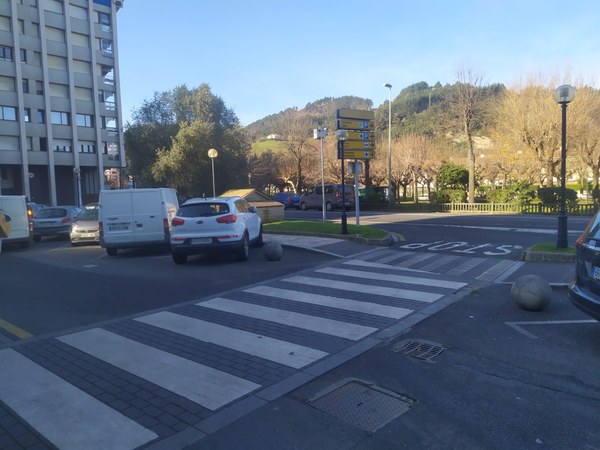La próxima semana se realizarán trabajos para hacer más segura la entrada y salida de Ifar kalea
