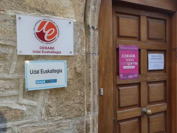 Euskara ikastaroak